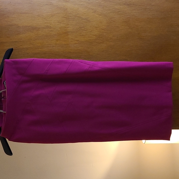 Express crop & pencil skirt set - Picture 2 of 6